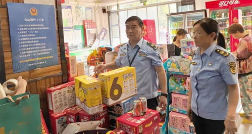 织密食品安全网 我市全覆盖张贴《食品销售十不准》宣传海报，筑牢风险防控防线